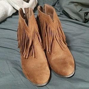 Fringe suede booties